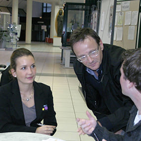 Le Pôle entreprises de l’ICES aide les étudiants entrepreneurs, ils ont aussi besoin de leurs ainés !